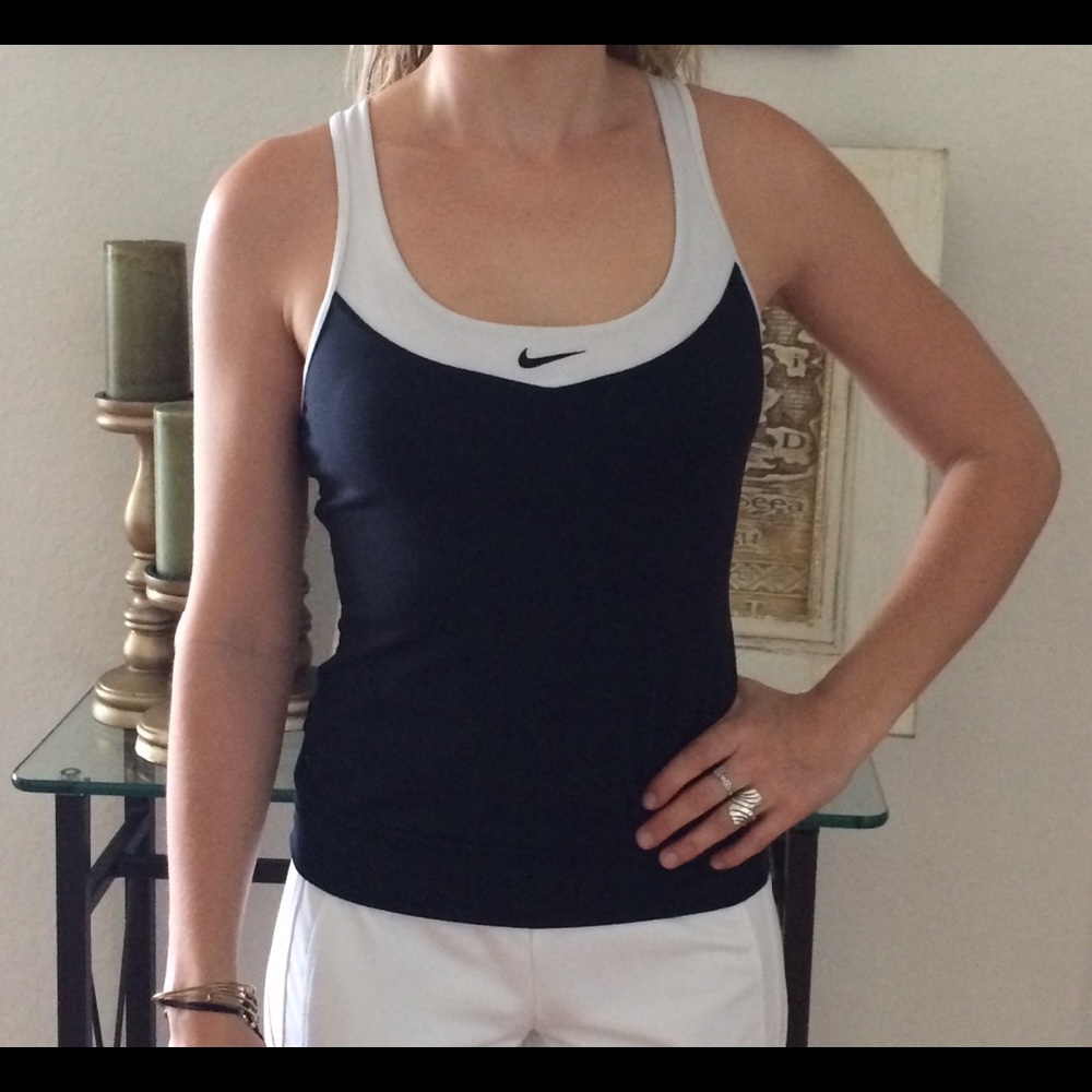 Nike Athletic Tank- Cute Back!